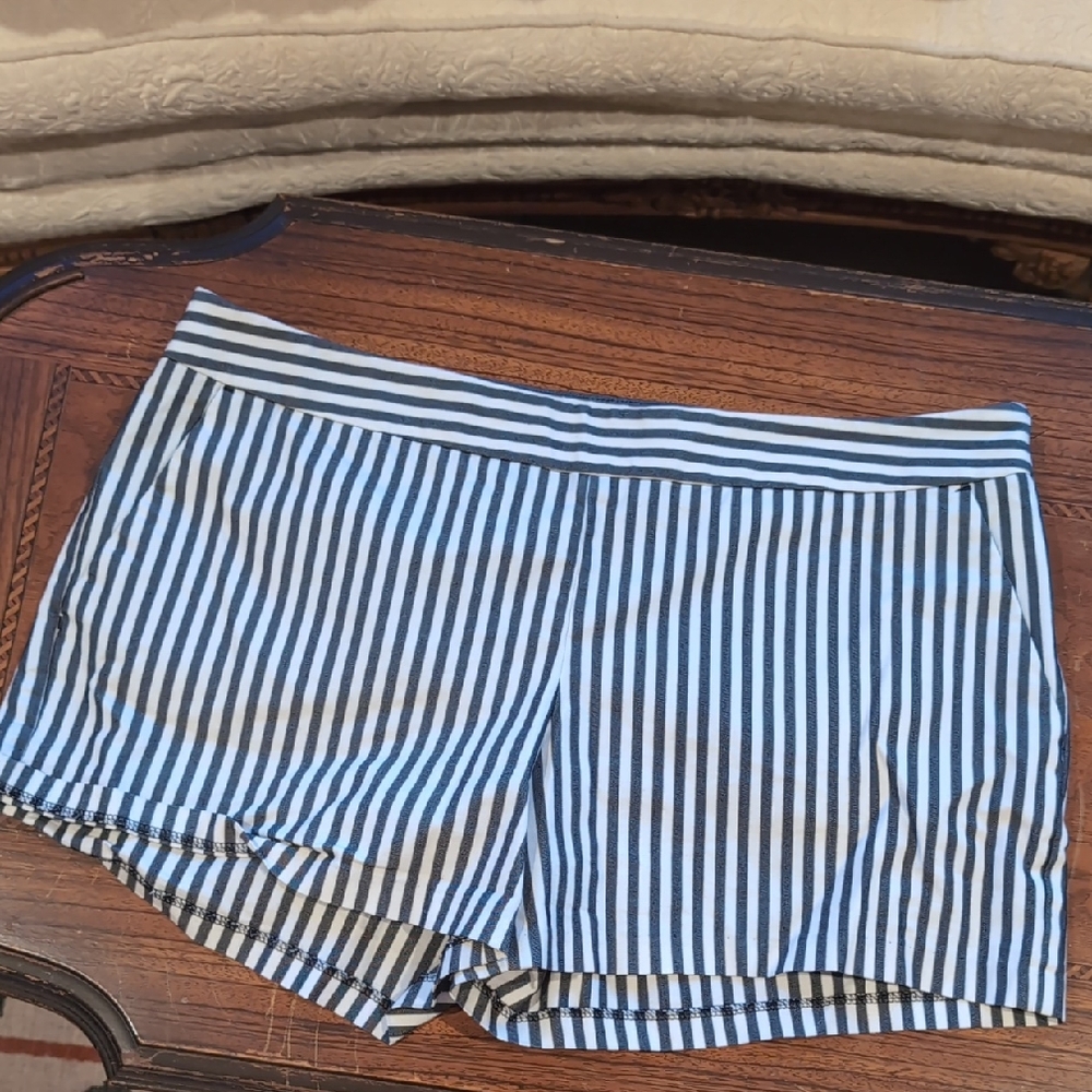 Express Charcoal Grey and White Shorts